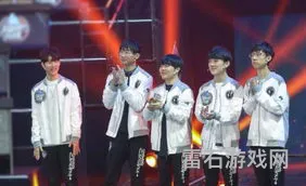 ig战队夺冠成员名单(打电竞一个月挣多少钱)